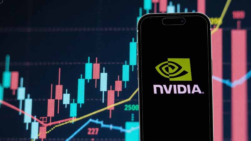 NVIDIA前景分析｜Blackwell晶片引爆AI浪潮，能否撐起長期估值？
