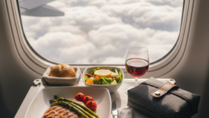 【土耳其航空評價2026】經濟艙真實開箱：飛機餐/座位/過夜包體驗全記錄